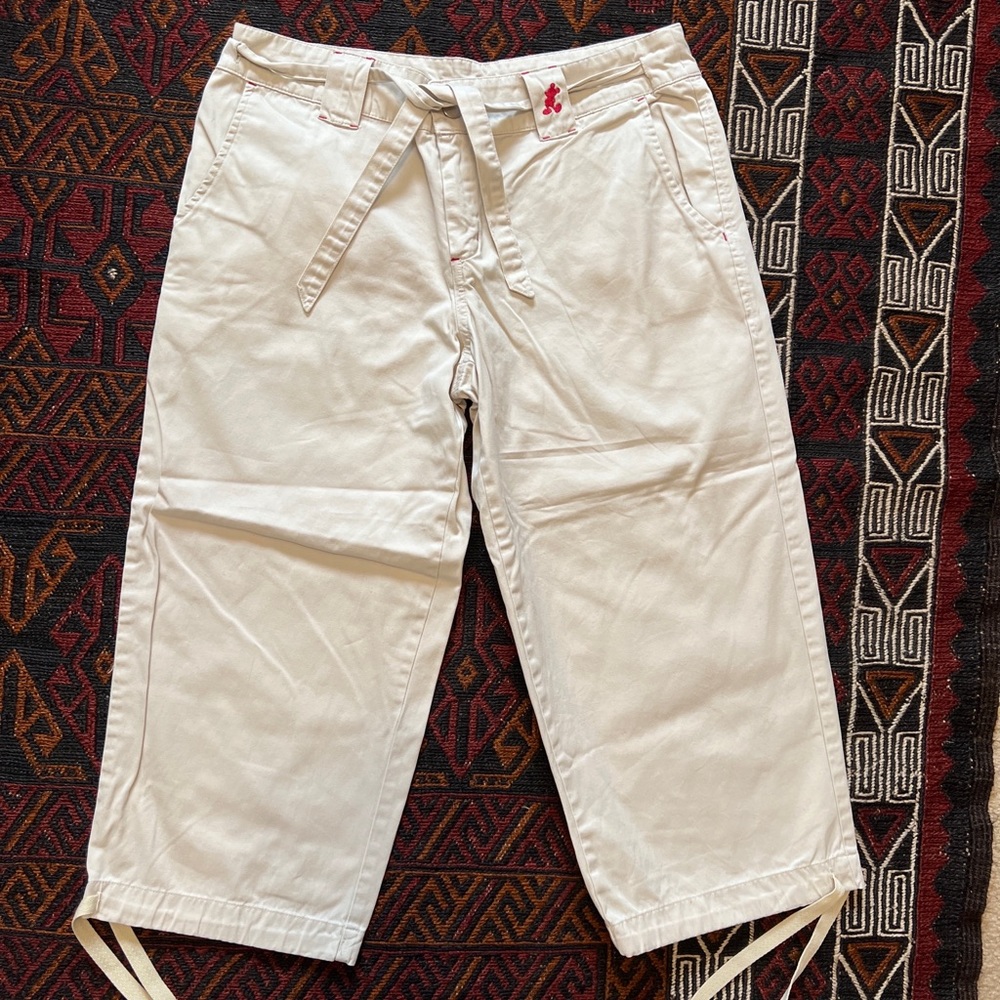 WALT DISNEY WORLD khaki belted capri pants w embroidered Mickey Mouse sz SMALL - Picture 2 of 12